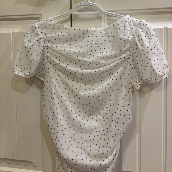 H&M Top - Picture 2 of 3